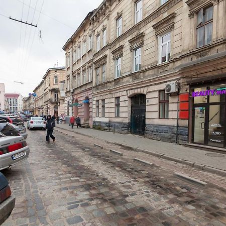 Leogrand Apartments Panteleimona Kulisha 27 Лвив Екстериор снимка